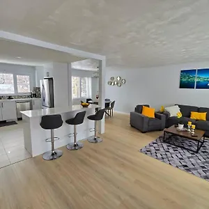 https://3-bedroom-home-away-from-home.calgaryhotelsearch.com
